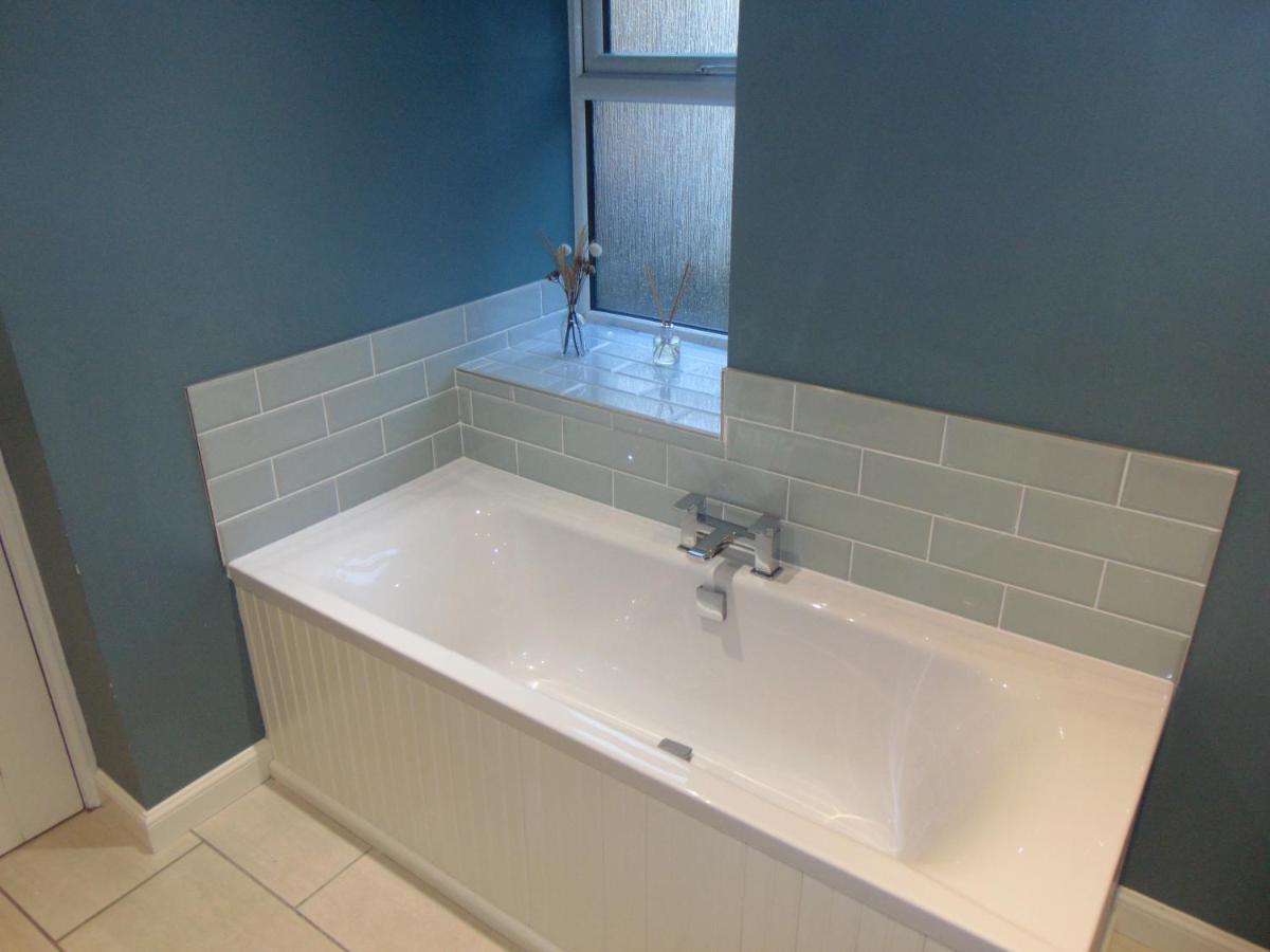 Dreamwood Cottage, Loch Lomond, Luxury Apartment. グラスゴー エクステリア 写真